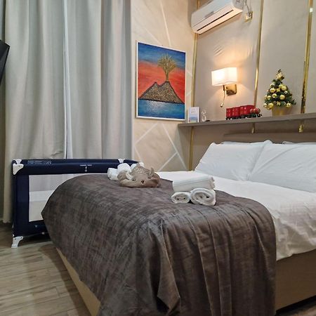 La Dimora Nei Presepi In San Gregorio Apartment Napoli Bagian luar foto