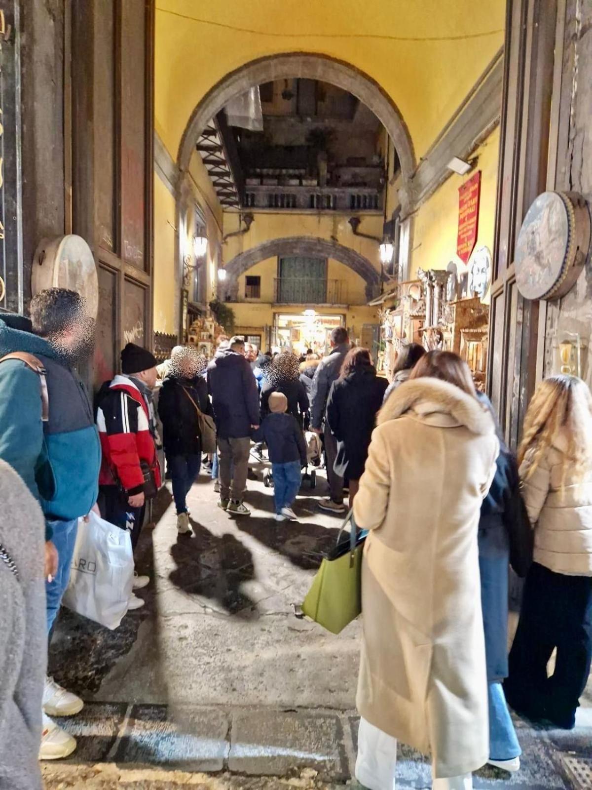 La Dimora Nei Presepi In San Gregorio Apartment Napoli Bagian luar foto